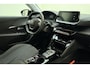 Peugeot e-208 EV Style 50 kWh 100% Elektrisch | Parkeersensor | Camera | Cruise Control | Mirror Link / Apple Carplay | Licht Metalen Velgen | 1e eigenaar