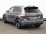 Volkswagen Tiguan 1.4 TSI eHybrid R-Line Business 245PK DSG Black Style | Led Matrix | Stoelverwarming | Camera | Keyless | Side assist