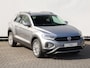 Volkswagen T-Roc 1.0 TSI Life Edition | Climatronic | Navigatie |