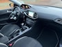 Peugeot 308 1.2 PureTech Style / Navi / PDC / LED