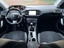 Peugeot 308 1.2 PureTech Style / Navi / PDC / LED