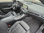 BMW 3-Serie Touring 320e High Executive M Pakket BJ.2021 / Panodak / Leder / Navi / Camera / Digi Dashb. / 19"Lmv !!
