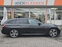 BMW 3-Serie Touring 320e High Executive M Pakket BJ.2021 / Panodak / Leder / Navi / Camera / Digi Dashb. / 19"Lmv !!