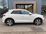 Volkswagen T-Roc 1.5 TSI 150pk DSG R-Line | Camera | Keyless | Elek. Achterklep | Dode hoek | Rijklaar incl. 1 jaar Bovag garantie
