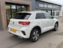 Volkswagen T-Roc 1.5 TSI 150pk DSG R-Line | Camera | Keyless | Elek. Achterklep | Dode hoek | Rijklaar incl. 1 jaar Bovag garantie