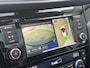 Nissan Qashqai 1.3 DIG-T Tekna / Dealeronderhouden / Trekhaak (1500kg) / Panoramadak / Stuur- & Stoelverwarming / Rondzichtcamera / Adaptieve Cruise Control / Voorruitverwarming / Navigatie / Apple Carplay/Android Auto / Climate Control /
