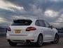Porsche Cayenne 4.8 GTS - NIEUWSTAAT - SPORTUITLAAT -