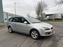 Ford Focus Wagon 1.8-16V Futura 126 PK Betrouwbare en zeer fijn rijdende auto !!! Alles werkt aan de auto !! Dus de airco ook !