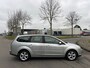 Ford Focus Wagon 1.8-16V Futura 126 PK Betrouwbare en zeer fijn rijdende auto !!! Alles werkt aan de auto !! Dus de airco ook !