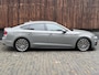 Audi A5 Sportback 35 TFSI S-line Automaat | Quantumgrijs | LED verlichting | Climate & cruise control | Getint glas | 19 inch velgen | Elektrisch bedienbare achterklep | Parkeersensoren achter