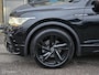 Volkswagen Tiguan 1.5 TSI R-Line Panorama/Harman Kardon/HUD/Black Style