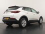 Opel Grandland X 1.2 Turbo Automaat PanoDak/Navi/Airco/17"LM / Trekhaak /Camera / Parkeersensoren