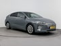 Hyundai Ioniq PREMIUM EV 38 kWh | ALL SEASONS | NAVI | CLIMA | ADAPT. CRUISE | CAMERA | LEDER | SCHUIF DAK | 16'' LM VELGEN | PRIVACY GLASS | PDC VÓÖR & ACHTER | STOEL- & STUURVERWARMING | FULL OPTIONS | LAGE KMS | AUTOMAAT |