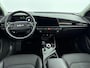 Kia Niro EV DYNAMICPLUSLINE 64.8 kWh | TREKHAAK | NAVI | CLIMA | CRUISE | CAMERA | OPEN DAK | STUUR- & STOELVERWARMING | LEDER | ELEKTRISCHE ACHTERKLEP | 17'' LM VELGEN | FABRIEKSGARANTIE GELDIG T/M 5-2030! | PRIVACY GLASS |