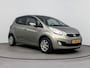 Kia Venga 1.4 CVVT VIBE | TREKHAAK | SCHUIF DAK | CLIMA | CRUISE | CAMERA | NAVI | 15'' LM VELGEN | RADIO CD | ARMSTEUN | HOGE ZIT / INSTAP | HYUNDAI IX20 BROER / ZUS |