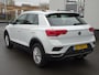 Volkswagen T-Roc 1.5 TSI Style Airco, navigatie, carplay, trekhaak, licht metalen velgen, parkeersensoren, automaat, enz.