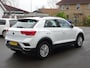 Volkswagen T-Roc 1.5 TSI Style Airco, navigatie, carplay, trekhaak, licht metalen velgen, parkeersensoren, automaat, enz.