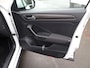 Volkswagen T-Roc 1.5 TSI Style Airco, navigatie, carplay, trekhaak, licht metalen velgen, parkeersensoren, automaat, enz.