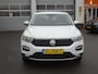Volkswagen T-Roc 1.5 TSI Style Airco, navigatie, carplay, trekhaak, licht metalen velgen, parkeersensoren, automaat, enz.