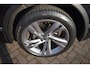 Volkswagen Tiguan 1.5 TSI R-Line '22 PANO, LEER, TREKH, 71DM! NIEUWSTAAT!
