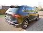 Volkswagen Tiguan 1.5 TSI R-Line '22 PANO, LEER, TREKH, 71DM! NIEUWSTAAT!
