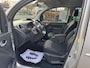 Renault Kangoo Family 1.2 TCe limited edition, navi, cruise, elec pakket, automaat, pdc, multi-stuur 1e eigenaar 67.104 km