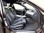 BMW 5-Serie Touring 520i Executive * M-PAKKET * LEER * SPORT STOELEN * ZWARTE HEMEL BEKLEDING *