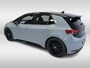 Volkswagen ID.3 First Plus 58 kWh / Camera / Keyless / Matrix LED / Interieurvoorverwarming / 19'' / DAB / 19'' / Navigatie / ACC