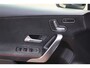 Mercedes-Benz A-klasse 180 Business Solution AMG / Camera / Navigatie / 18'' / Dodehoek / Stoelverwarming / Cruise Control