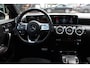 Mercedes-Benz A-klasse 180 Business Solution AMG / Camera / Navigatie / 18'' / Dodehoek / Stoelverwarming / Cruise Control