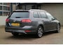 Volkswagen Golf 1.0 TSI Highline | IQ Drive | Blindspot | Trekhaak | Goed onderhouden! |