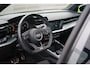 Audi A3 Sportback 35 TFSI S edition Panodak Matrix Carplay S-stoelen 19"