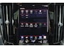 Volvo V90 T5 Inscription - Intellisafe Assist & Surround - Panoramadak - Parkeerverwarming - Head-up display - Geventileerd Nappa leder - Massage voorstoelen - Achteruitrijcamera - DAB - Full LED koplampen - 19' wielen - Park Assist Pilot