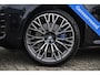 BMW X5 xDrive50e Hybride | Uniek | M Sport | Individual | B&W | Panodak | 4WS | Trekhaak | 22 inch | NL auto |