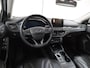 Ford Focus 1.5 EcoBoost Vignale+Volledervitrual+pano-dak+Xenon+Navigatie+Camera+stuur&stoel-verw+18"lmv Meest Luxe uitvoering !!