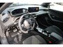 Peugeot e-2008 GT - Electric | Advanced Active Safety Brake met camera en radar | Climate Control | Elektrisch verstelbare en verwarmbare buitenspiegels