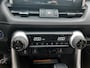 Toyota RAV4 2.5 HYBRID AWD BLACK-EDITION JBL-AUDIO STOELVERW NAVI 1650 KG TREKGEWICHT BLUETOOTH PARK-SENSOREN ELEK-ACHTERKLEP DRAADLOOS-LADEN