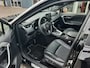 Toyota RAV4 2.5 HYBRID AWD BLACK-EDITION JBL-AUDIO STOELVERW NAVI 1650 KG TREKGEWICHT BLUETOOTH PARK-SENSOREN ELEK-ACHTERKLEP DRAADLOOS-LADEN