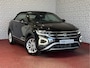 Volkswagen T-Roc Cabrio TSI VIR.COCKPIT CARPLAY NAVI IQ.LED STOEL/STUUR.VERW DAB ADAP.CRUISE 05/2024 "Volkswagen rijden begint bij Topautos.nl – 75 topmodellen direct op voorraad!"