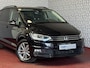 Volkswagen Touran 1.5 TSI 150PK 7P CARPLAY NAVI CAMERA LED ELEK.KLEP VIR.COCKPIT DODE.HOEK DET. STOELVERW KEYLESS 7P 7PERS 10/2024 "Volkswagen rijden begint bij Topautos.nl – 75 topmodellen direct op voorraad!"