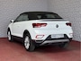 Volkswagen T-Roc Cabrio TSI VIR.COCKPIT CARPLAY NAVI IQ.LED STOEL/STUUR.VERW DAB ADAP.CRUISE 05/2024 "Volkswagen rijden begint bij Topautos.nl – 75 topmodellen direct op voorraad!"