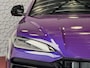 Lamborghini Urus 4.0 V8 HYBRID SE 800 PK ALLE. OPTIES/CARBON PACK /AD PERSONAM/VIOLA MITHRAS/ PANO / MASSAGE phev