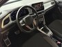 Volkswagen T-Roc 1.5 TSI 150PK EVO ADAP.CRUISE LED VIR.COCKPIT STOEL/.VERW. CAMERA TREKHAAK LMV 03.2025 HALF LEDER DODE.HOEK.DET "Volkswagen rijden begint bij Topautos.nl – 75 topmodellen direct op voorraad!"