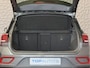 Volkswagen T-Roc 1.5 TSI 150PK EVO ADAP.CRUISE LED VIR.COCKPIT STOEL/.VERW. CAMERA TREKHAAK LMV 03.2025 HALF LEDER DODE.HOEK.DET "Volkswagen rijden begint bij Topautos.nl – 75 topmodellen direct op voorraad!"