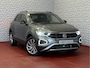 Volkswagen T-Roc 1.5 TSI 150PK EVO ADAP.CRUISE LED VIR.COCKPIT STOEL/.VERW. CAMERA TREKHAAK LMV 03.2025 HALF LEDER DODE.HOEK.DET "Volkswagen rijden begint bij Topautos.nl – 75 topmodellen direct op voorraad!"