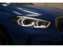 BMW 1-Serie 120i M Sport Business Aut. [ Panorama Head-up Stoelverwarming ]