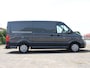 Volkswagen Crafter 2.0 TDI 140PK L3H2 Trendline | Airco | Cruise  | Camera | Navi via app connect |Sidebars | Betimmering | Trekhaak |