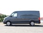 Volkswagen Crafter 2.0 TDI 140PK L3H2 Trendline | Airco | Cruise  | Camera | Navi via app connect |Sidebars | Betimmering | Trekhaak |