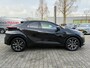 Toyota C-HR 2.0 PLUG-IN HYBRID 220 DYNAMIC NAVI APPLE/ANDROID BLIND-SPOT PARK-SENSOREN LED 18" LM-VELGEN NL-AUTO