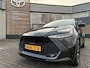Toyota C-HR 2.0 PLUG-IN HYBRID 220 DYNAMIC NAVI APPLE/ANDROID BLIND-SPOT PARK-SENSOREN LED 18" LM-VELGEN NL-AUTO